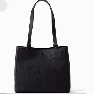 Dagne Dover Allyn Leather Tote Bag: Like New